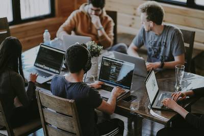 Coworking in Vancouver: Best Spaces & Tips